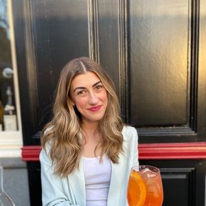 Meet your Posher, Courtney